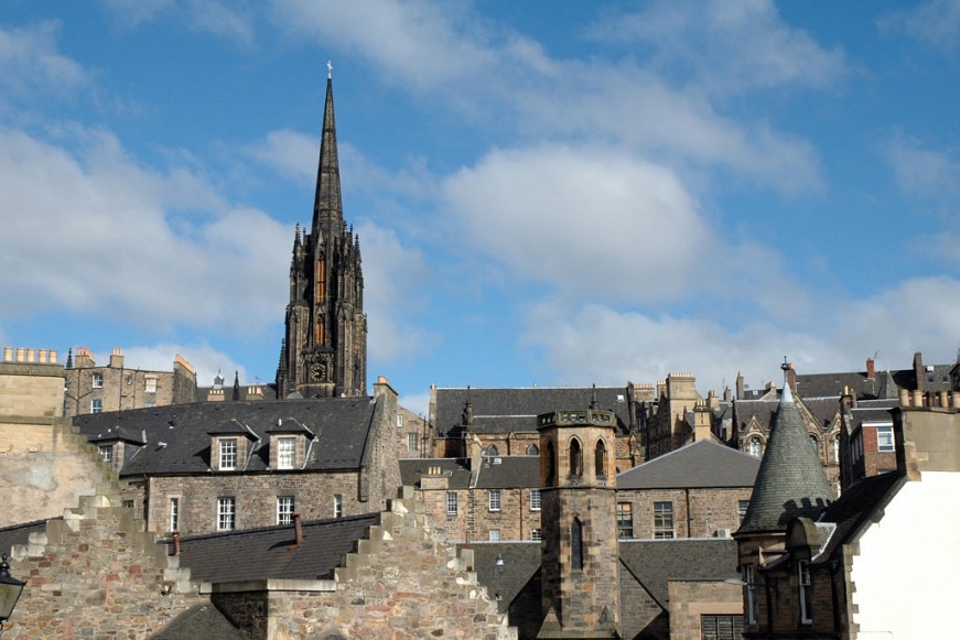 La Old Town di Edimburgo, capitale della Scozia