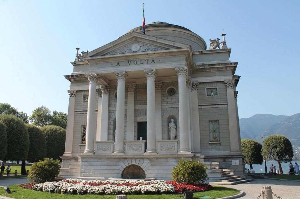Luoghi di interesse in città a Como: Tempio Voltiano