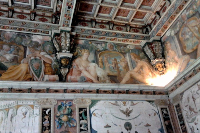 Affreschi nelle sale di Palazzo Barbò di Torre Pallavicina