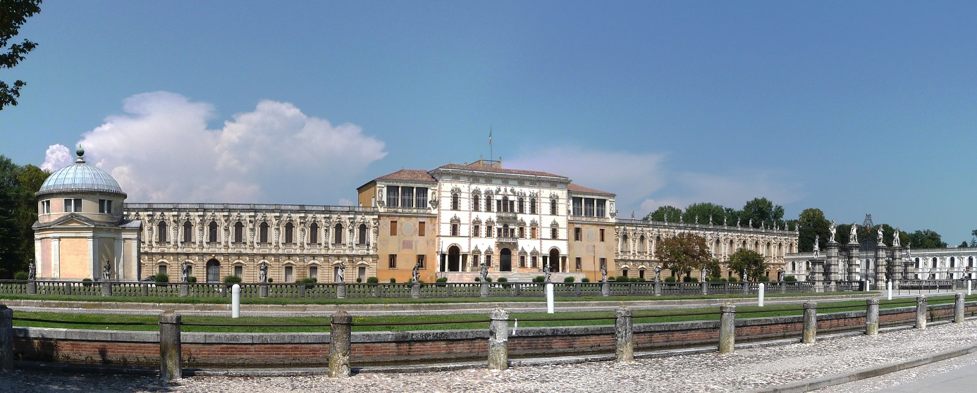 Cosa vedere a Piazzola sul Brenta: Villa Contarini