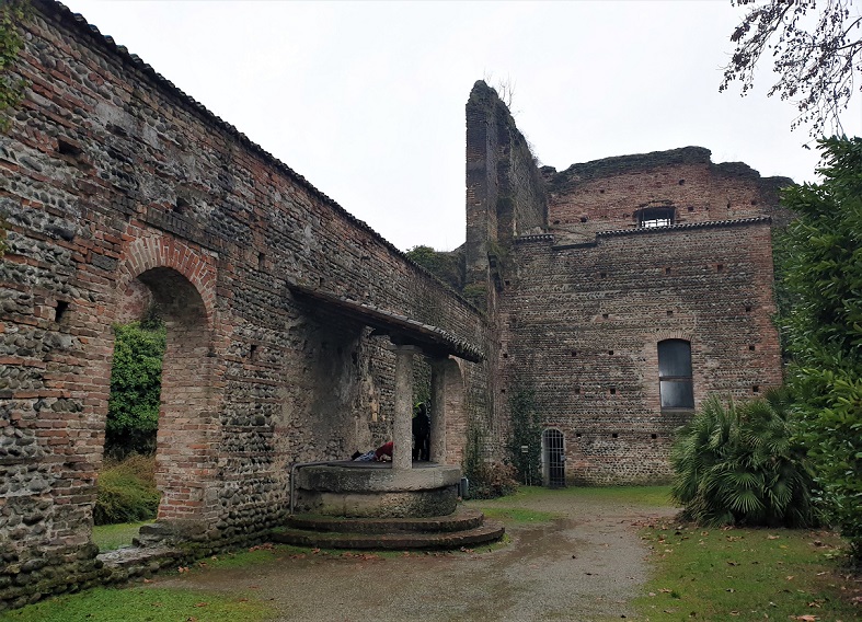 pozzo del castello di trezzo sull'adda_castelli da vedere in lombardia