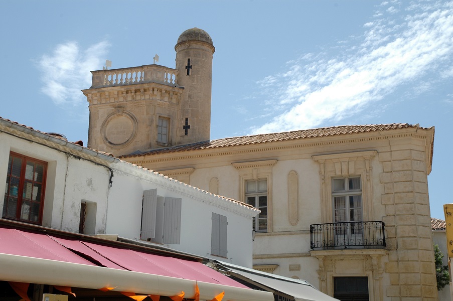 Edifici del centro storico di Saintes Maries de la Mer