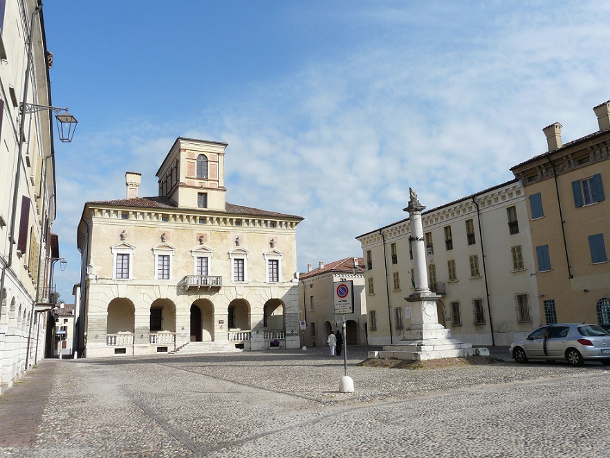 Piazza Ducale con Palazzo Ducale: visitare Sabbioneta