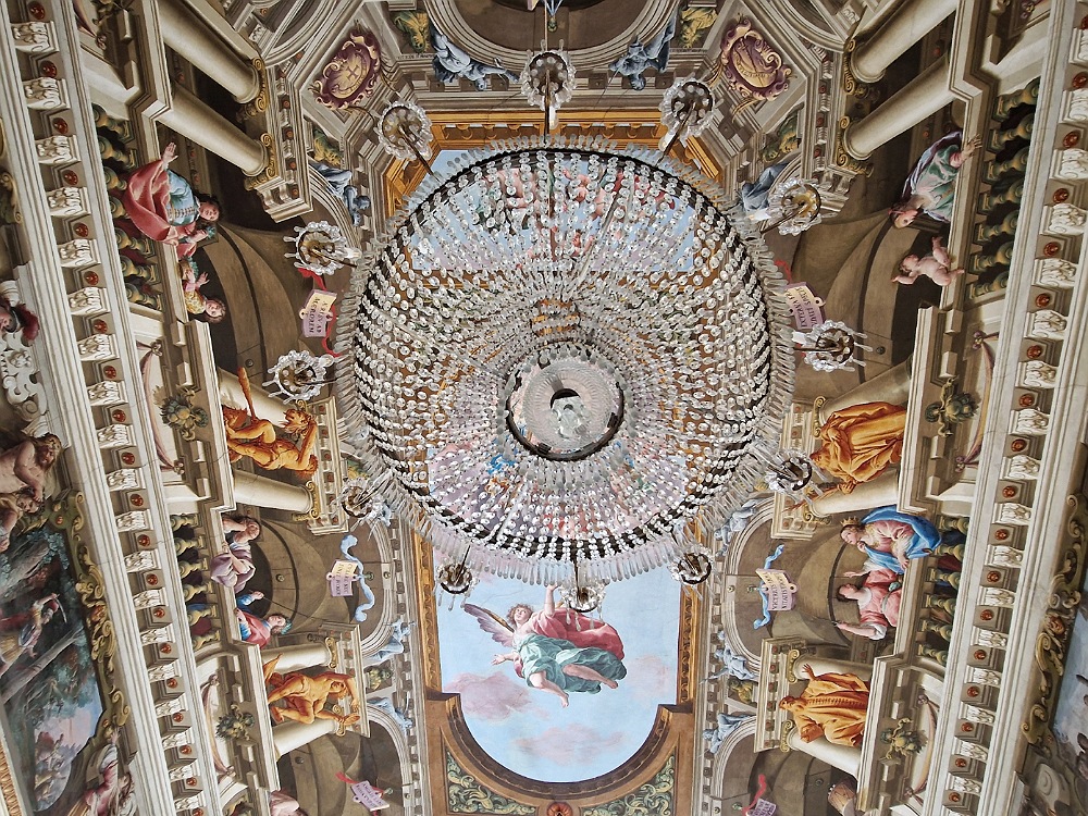 soffitto di una sala di Palazzo Moroni (bene del FAI a Bergamo)