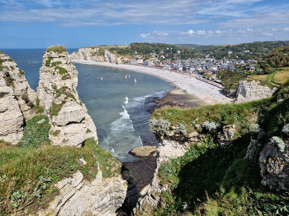 Scogliere della Normandia: la spiaggia di Étretat