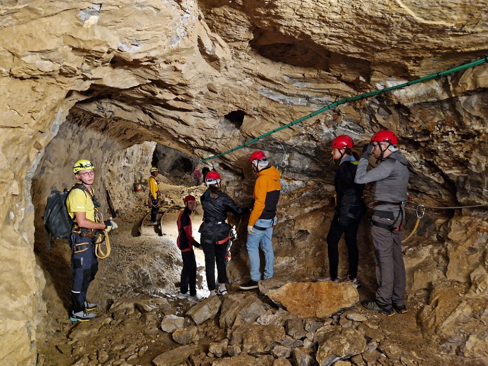 Cosa vedere a Dossena: parco avventura nella miniera