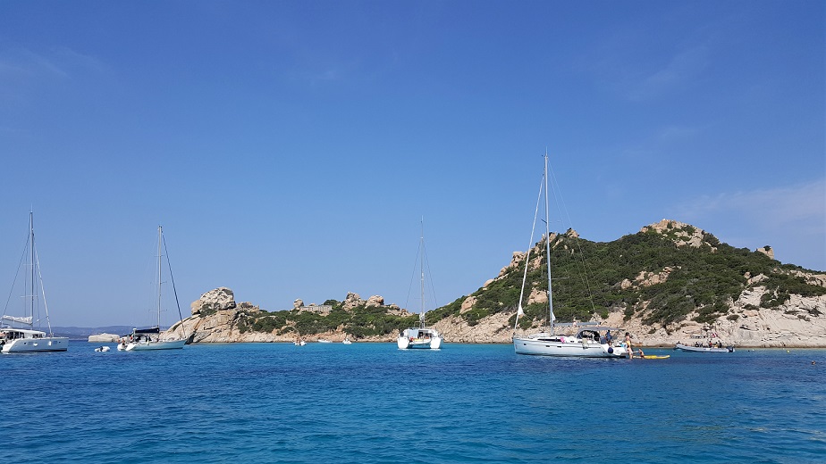 itinerario arcipelago maddalena in barca o gommone_noleggio
