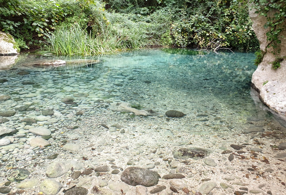Le limpide acque del torrente Calcinara