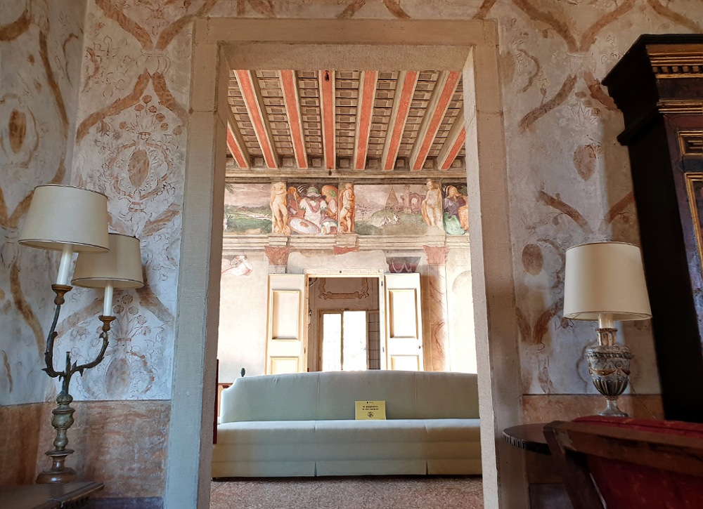 Gli affreschi all'interno di Villa dei Vescovi: cosa vedere sui Colli Euganei in 2 o 3 giorni