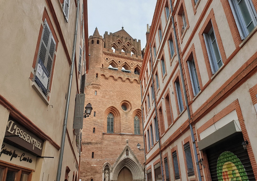 Uno scorcio della facciata di Notre Dame du Taur: cosa vedere a Tolosa