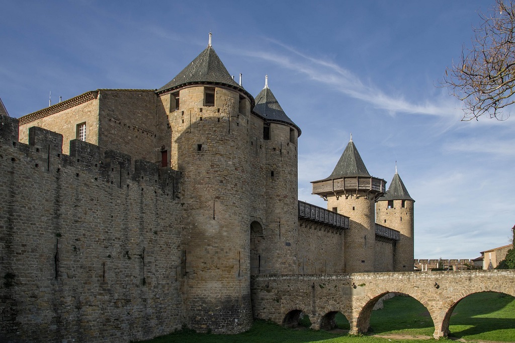 Le mura del borgo di Carcassonne