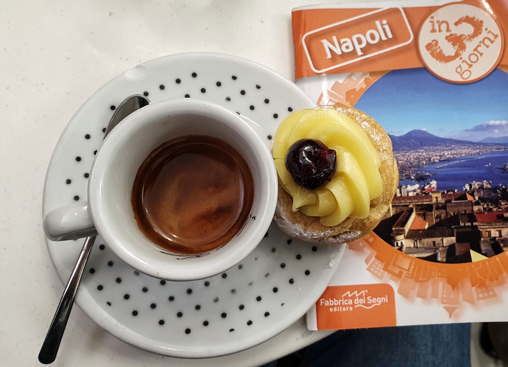 Un caffè a Napoli: rituali imperdibili