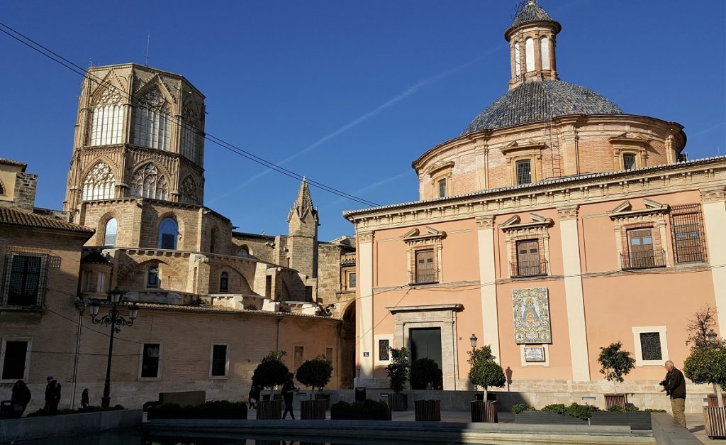 Il centro storico di Valencia con Real Basilica de Nuestra Senora de Los Desamparado
