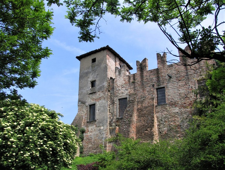 Il Castello Visconteo del borgo di Romano di Lombardia