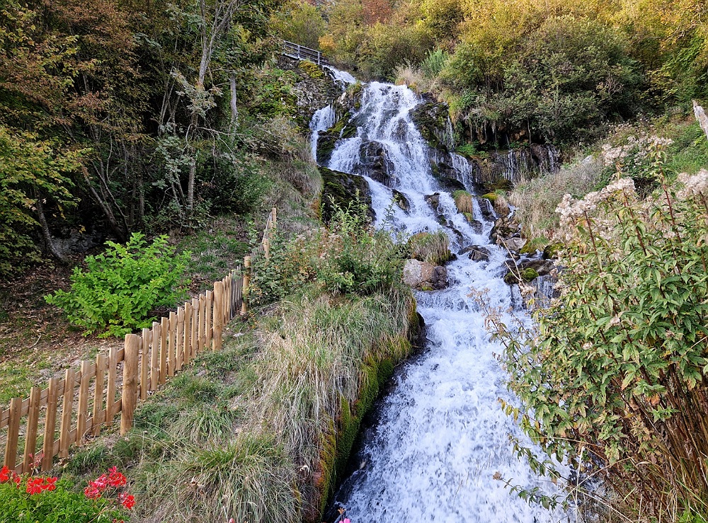 Trentino insolito: cascata Rio Bianco a Stenico