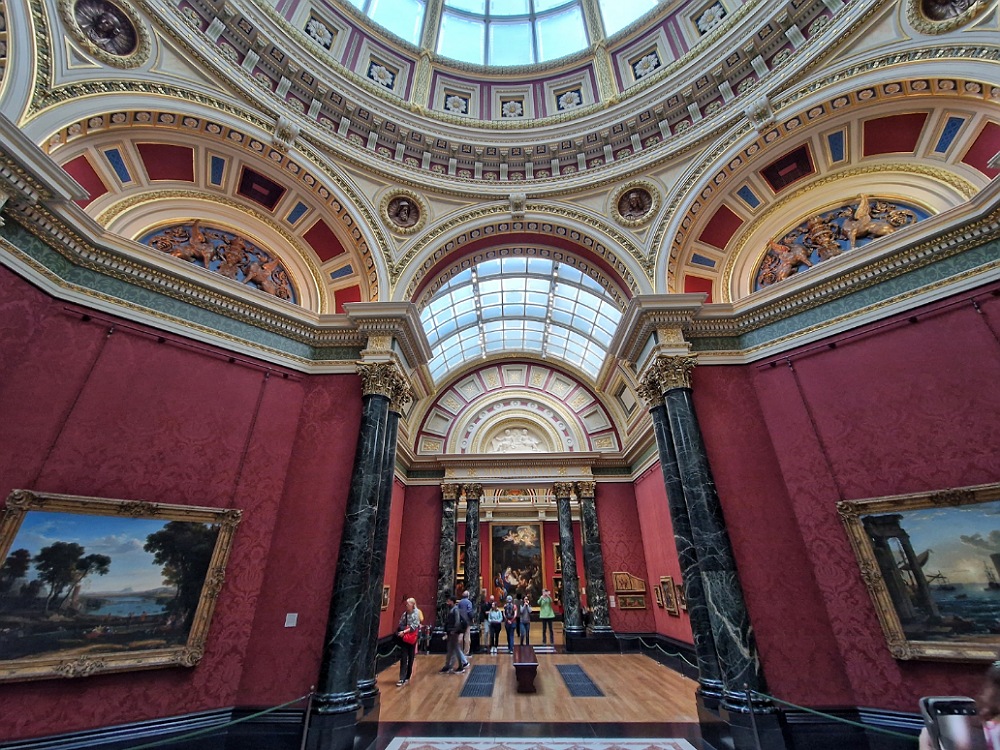 Interno della National Gallery di Londra
