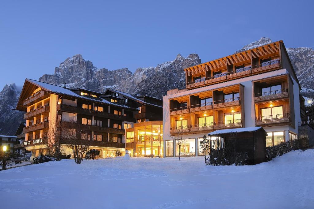 Hotel con spa in montagna in Veneto: Parkhotel Ladinia