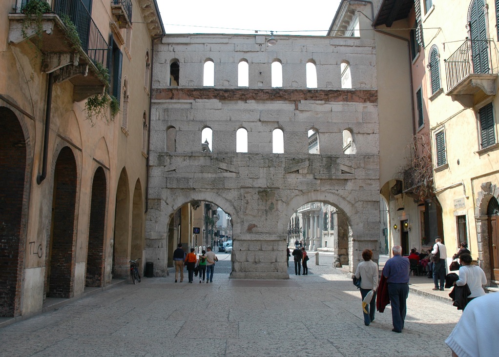 Porta Borsari: mappa e itinerario di Verona