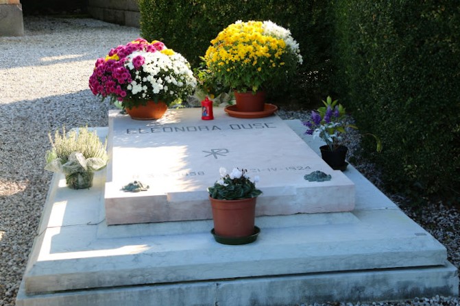 Tomba di Eleonora Duse da visitare ad Asolo