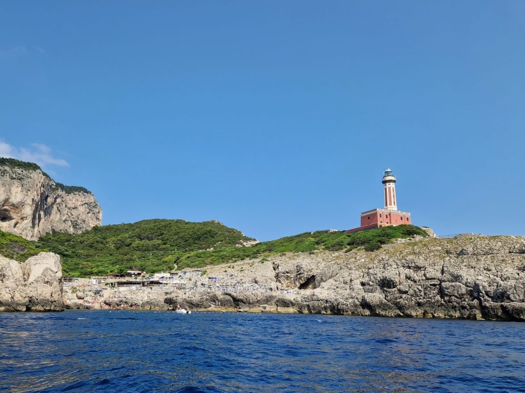 Faro di Punta Carena: dove andare al mare ad Anacapri
