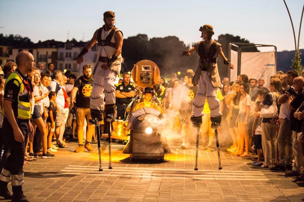 Sarnico Busker Festival: artisti di strada nel borgo