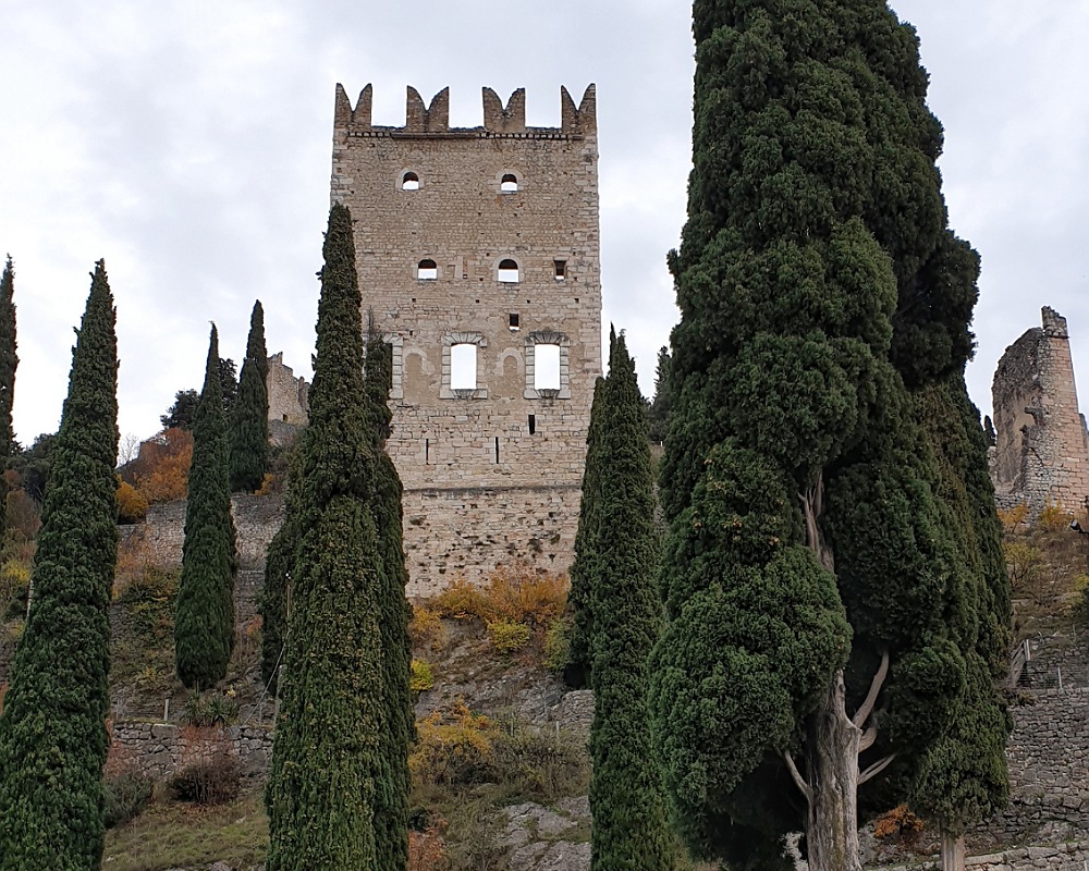 Cosa vedere vicino a Riva del Garda: castello di Arco