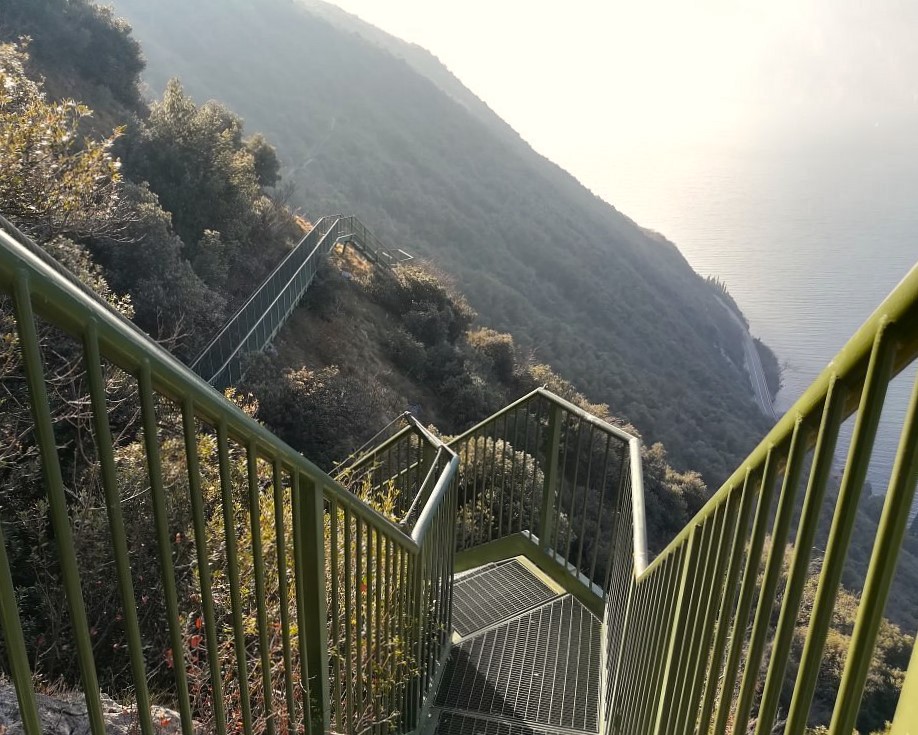Trekking più belli vicino a Riva del Garda: Sentiero Panoramico Busatte - Tempesta